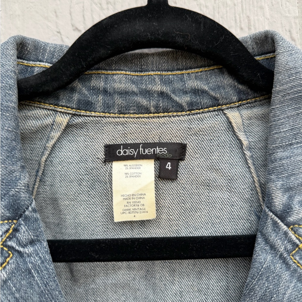 Daisy Fuentes Blue Denim Jean Jacket - Picture 4 of 5